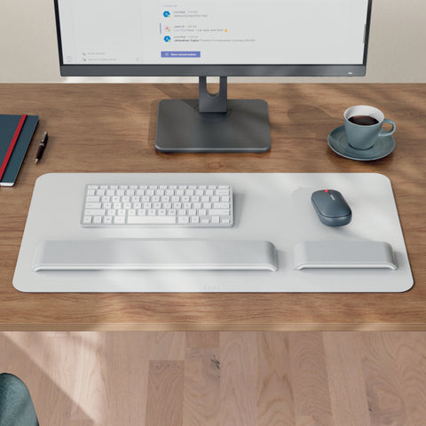 Leitz Premium Büyük Deri Masa Matı, Mouse Pad, 70 x 36 cm , Açık Gri